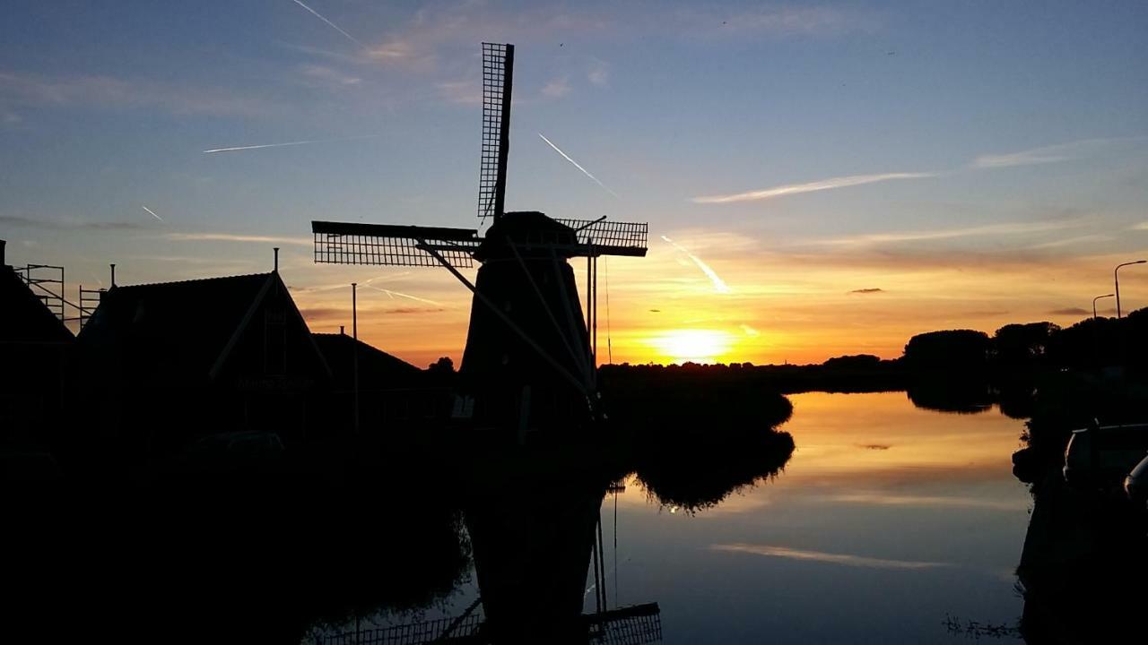 Gastenverblijf Bij De Molen Tussen Alkmaar En Hoorn Oterleek Exterior foto